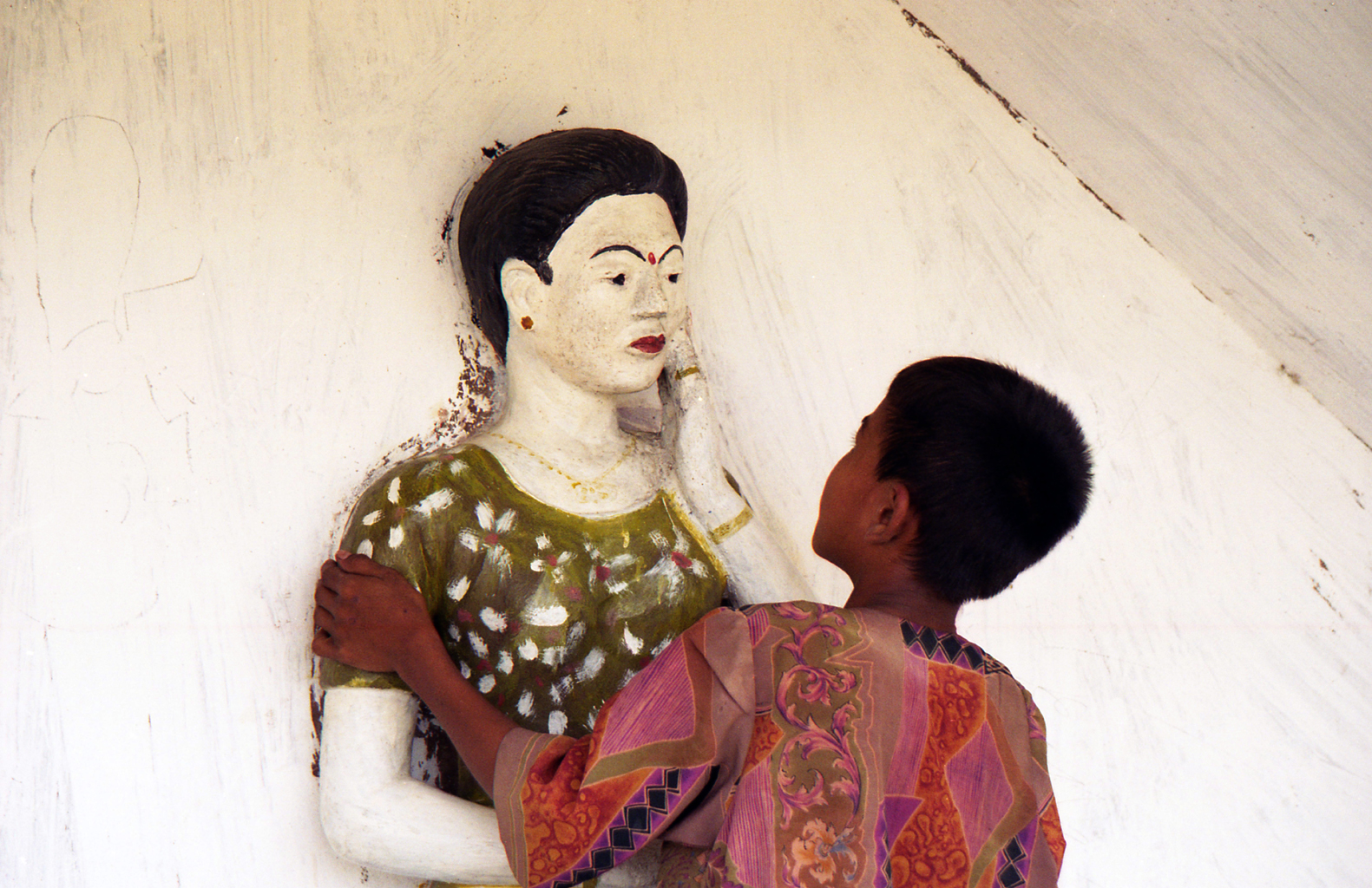 Cambodia- Battambang- April 2000 (3) blogsize