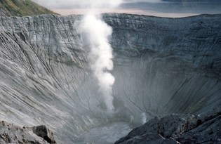 Indonesia, Bromo, 1993 (7) blogsize