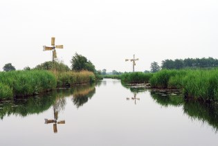 DSC00166 Weerribben-Netherlands 2008- Copy blogsize