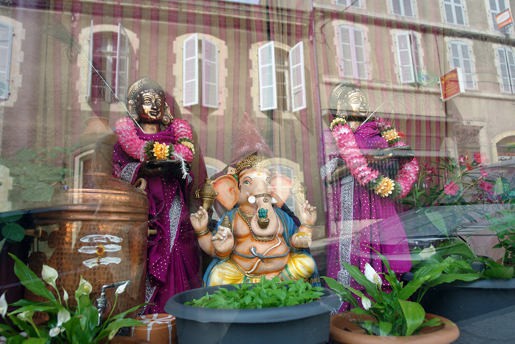 Ganesha in France, 2011