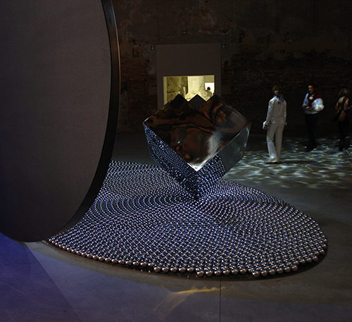 DSC00547 The Black Arch - Venice 2011 blogcolumn