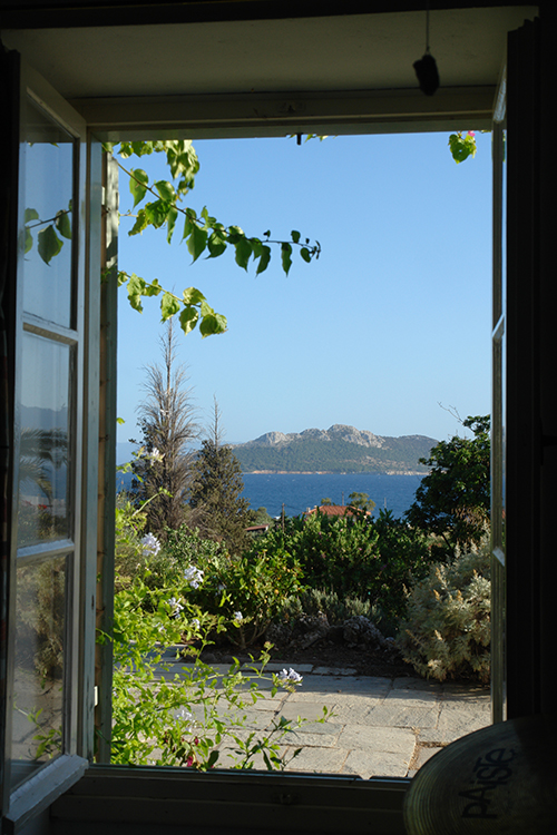 DSC00129 Aegina 2013-blogsize