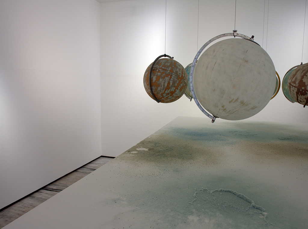 DSC00365 Kochi Biennale 2014 - Julian Charrière